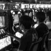 「3万貸して」なぜギャンブル中毒者は借りた金を返さないのか？